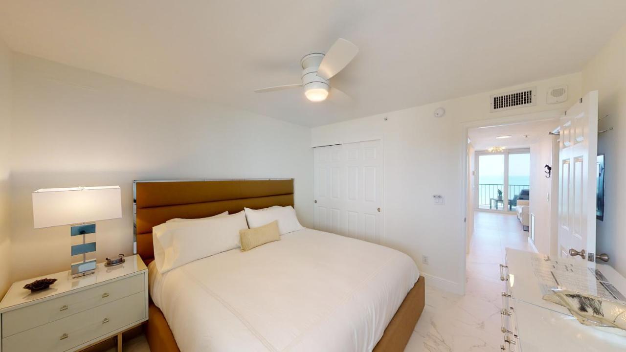 Totally Renovated Beachfront Condo At Apollo! Marco Island Eksteriør bilde