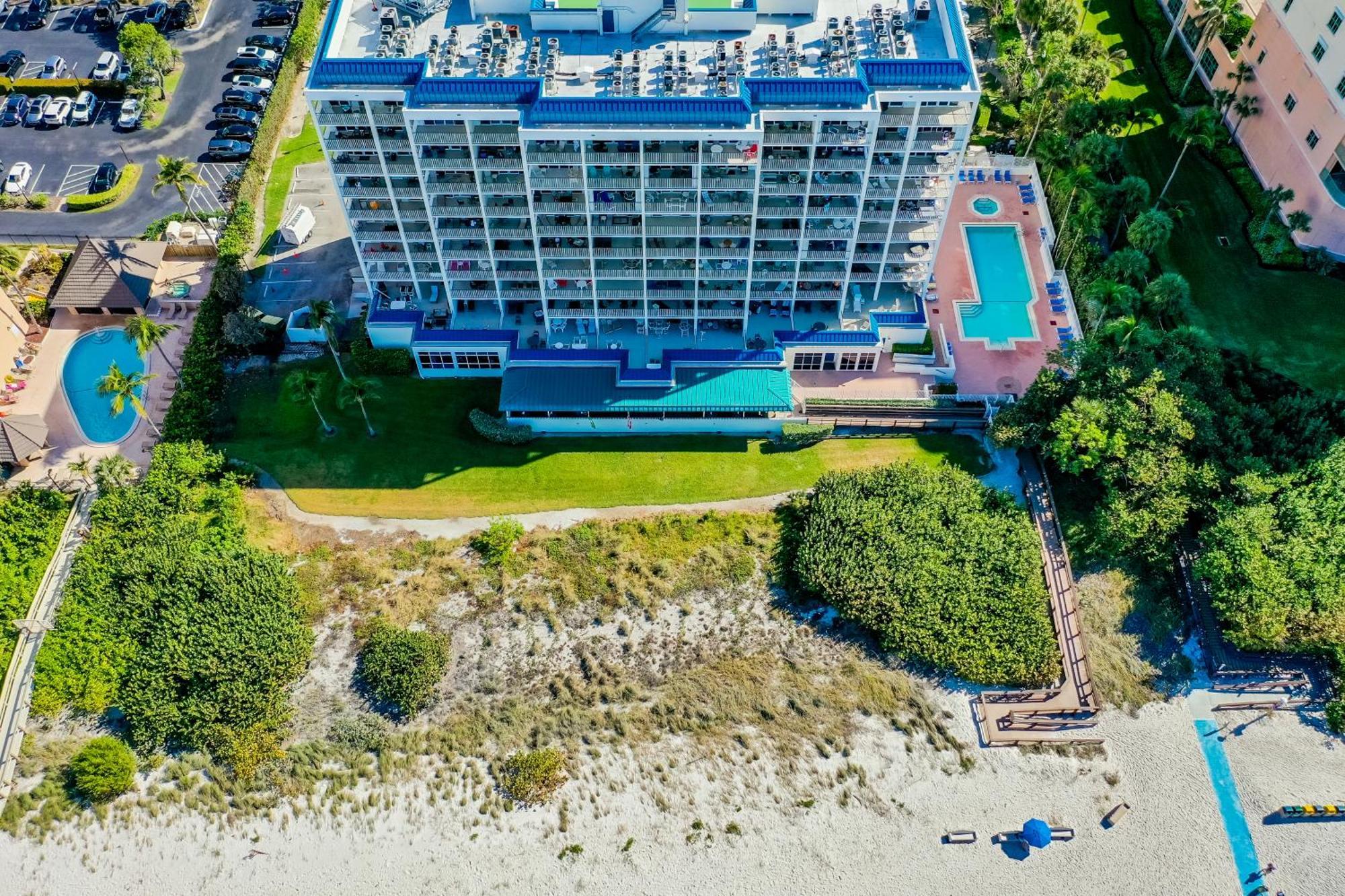 Totally Renovated Beachfront Condo At Apollo! Marco Island Eksteriør bilde